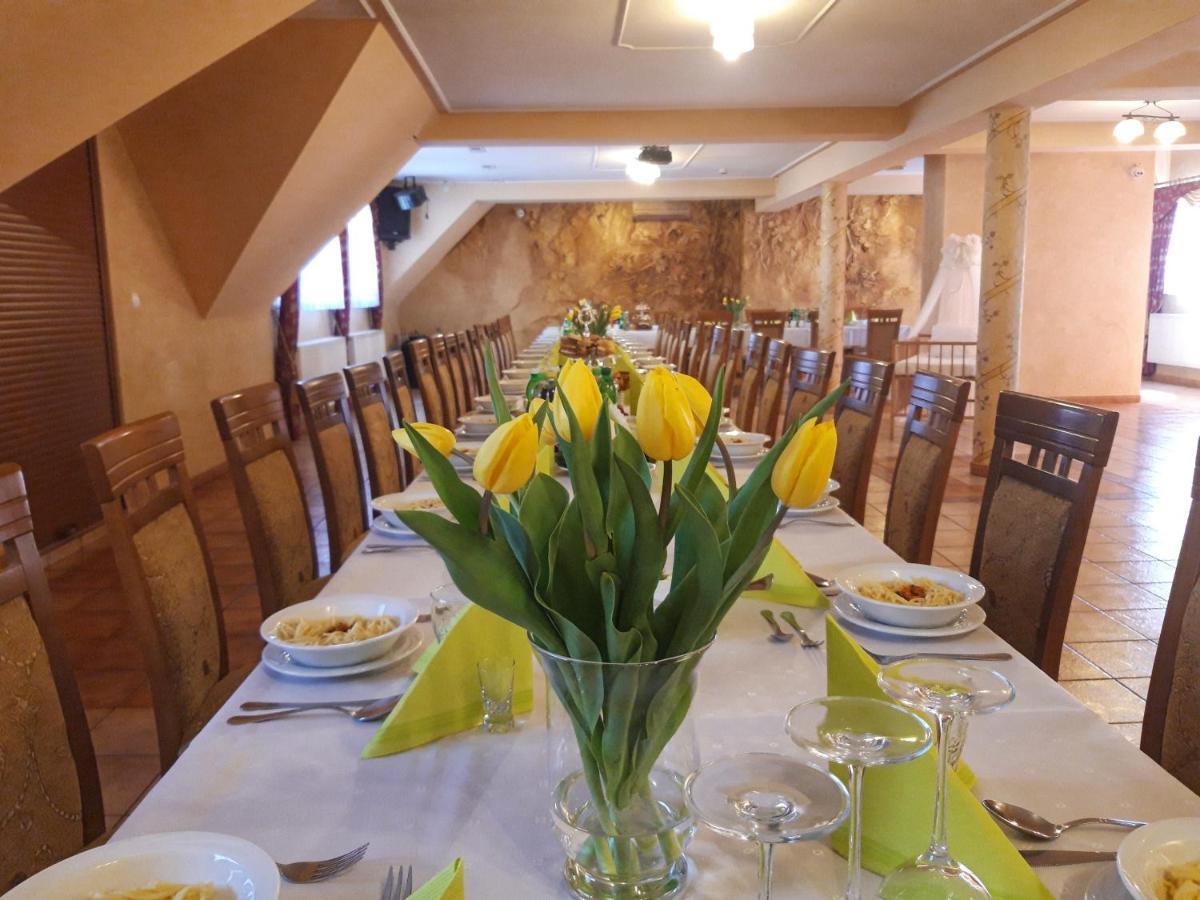 Pensjonat I Restauracja Nowak Lapsze Niżne Exterior foto